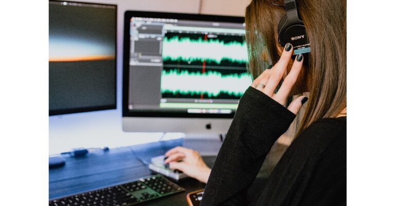 7 лучших инструментов AI для удаления фонового шума из любого аудио